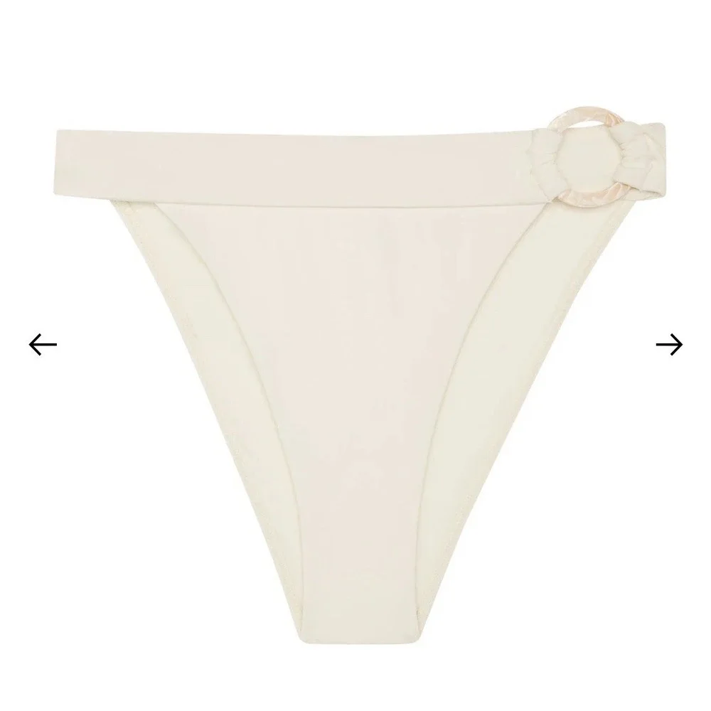 Monday Swimwear ANTIGUA BOTTOM - IVORY BOUCLE- Size V….b15